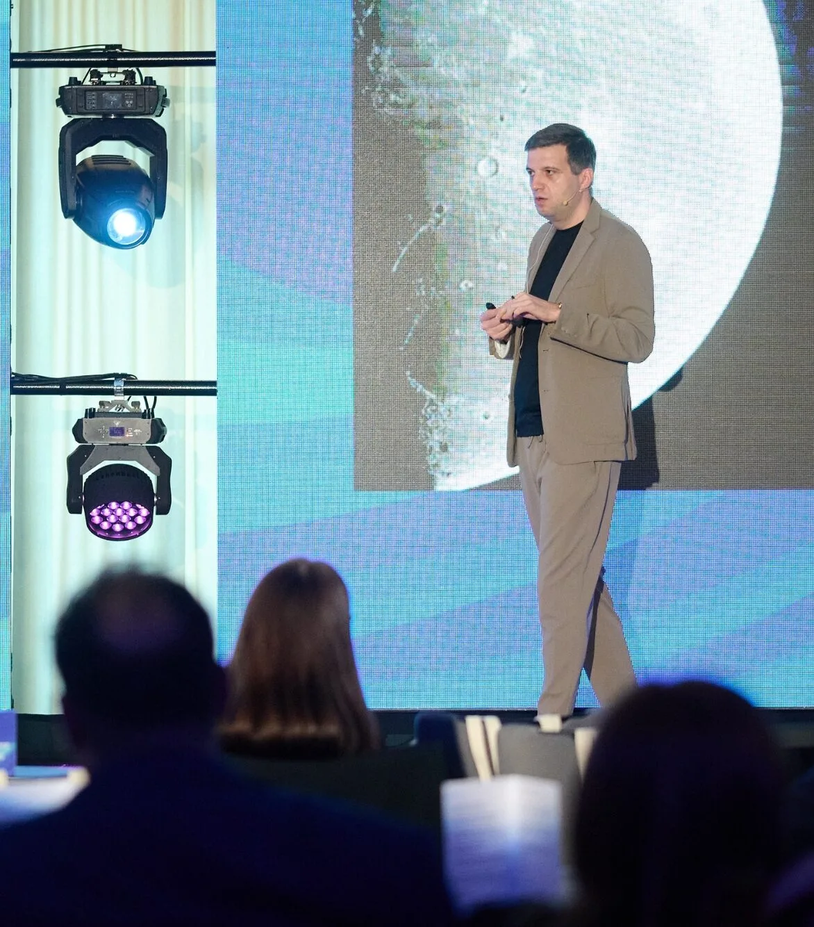 Ігорь Івіцький